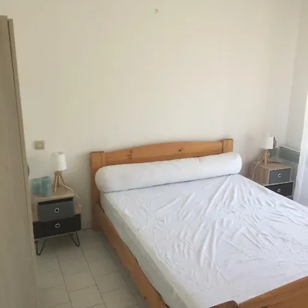 336 Boulevard De La Marine App * Hyères